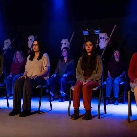 Πατώντας πάνω στην ανεμελιά σου — φωτογραφία 15